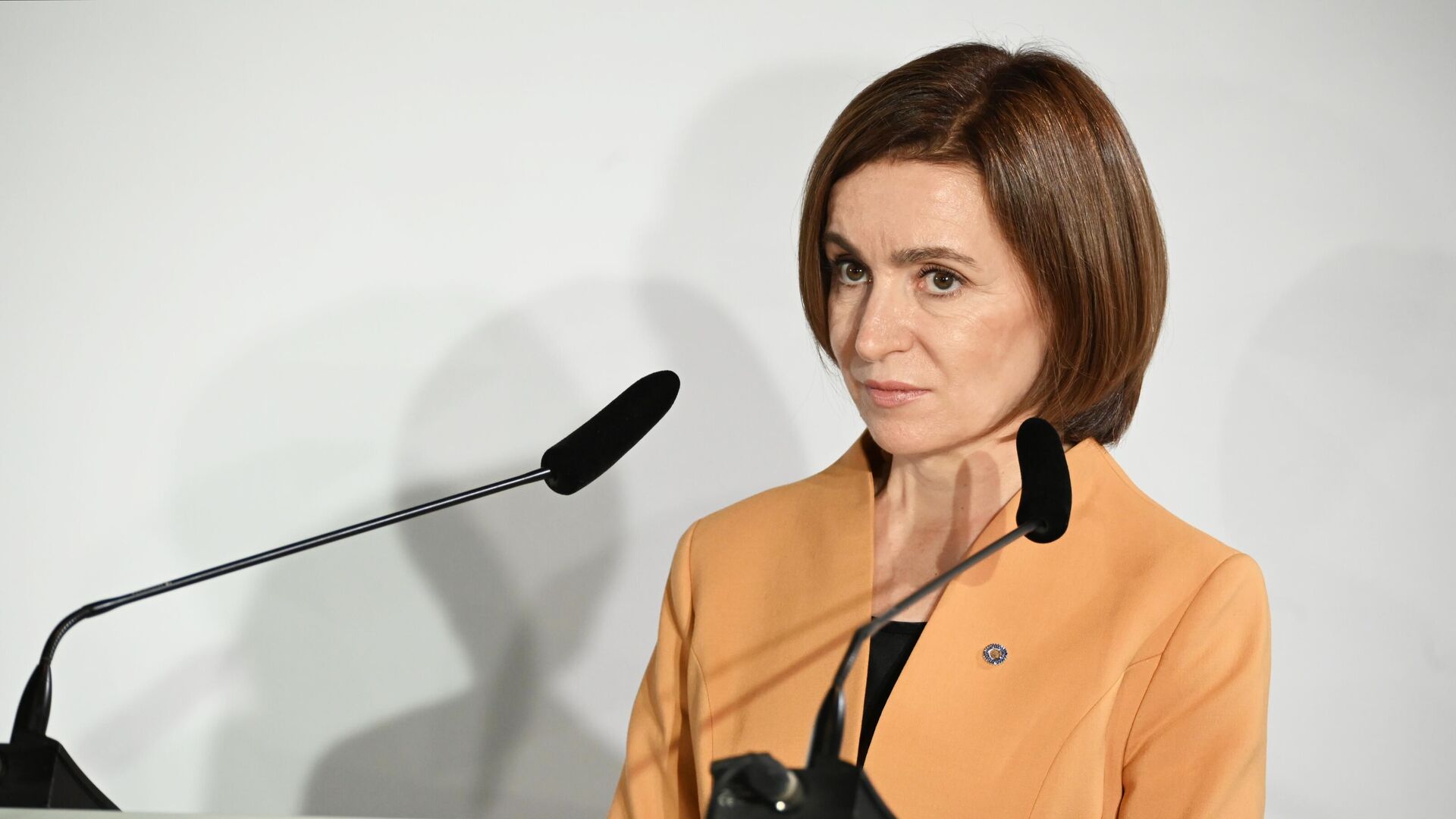 Партия Санду не сохранит большинство в парламенте Молдавии, показал опрос